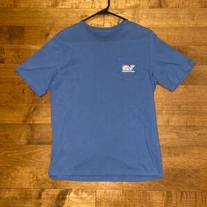 Vineyard vines t-shirt